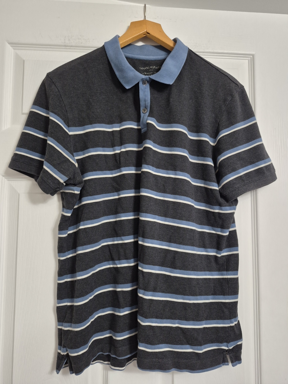 Banana Republic Men's Dark Gray Polo with Light Blue Stripes